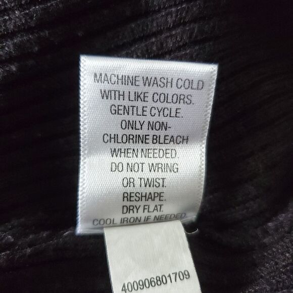 Croft and Barrow Black Long Sleeve Vneck Knit Sweater Size XL - Picture 3 of 8